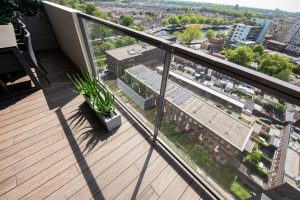 Bamboe buitenparket balkon Tilburg